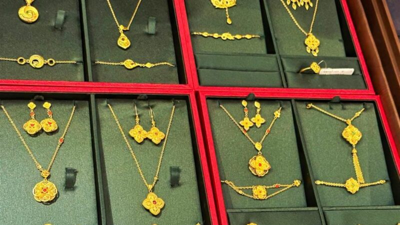 Decline in Diamond Trade Leads to Closure of Indian Offices in Hong Kong goldjewellery
